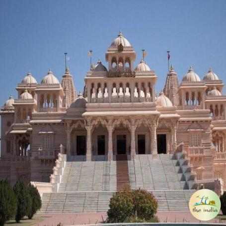 Ahmedabad Rajkot Dwarka Porbandar Veraval Junagadh Adalaj MountAbu Udaipur Ahmedabad Tour Package (8 Nights - 9 Days))