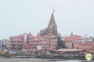 Dwarkadhish Temple (Jagat Mandir)