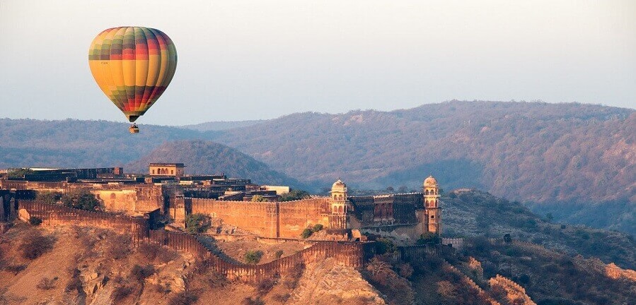 Top 10 Places for Most Beautiful Hot Air Balloon Ride in India