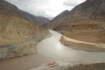 Confluence of Indus & Zanskar River