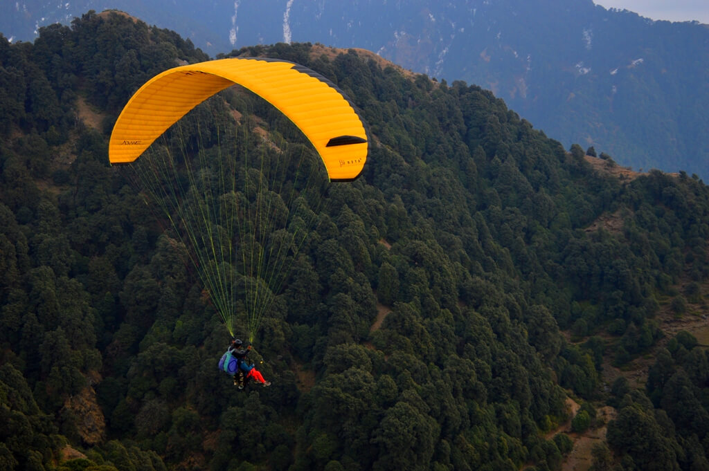 Paragliding in Bir Billing