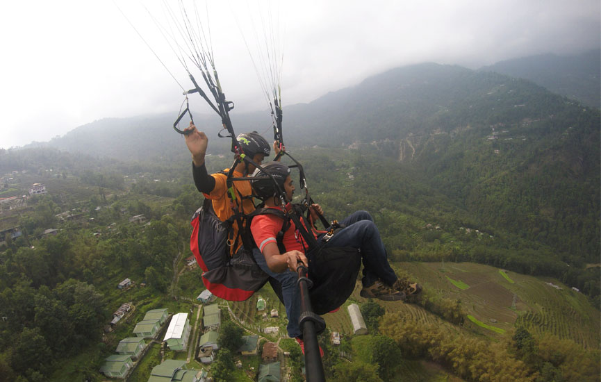 sikkim paragliding