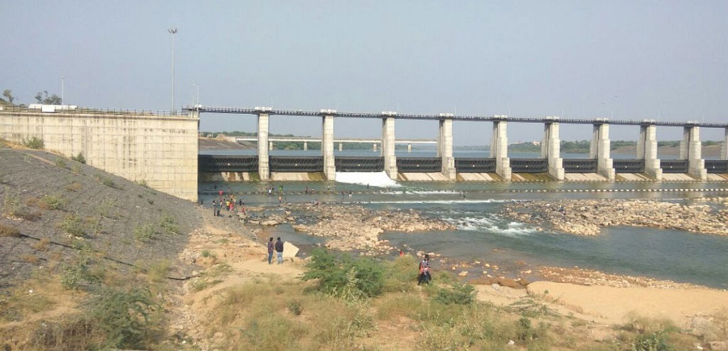 sant sarovar dam gandhinagar