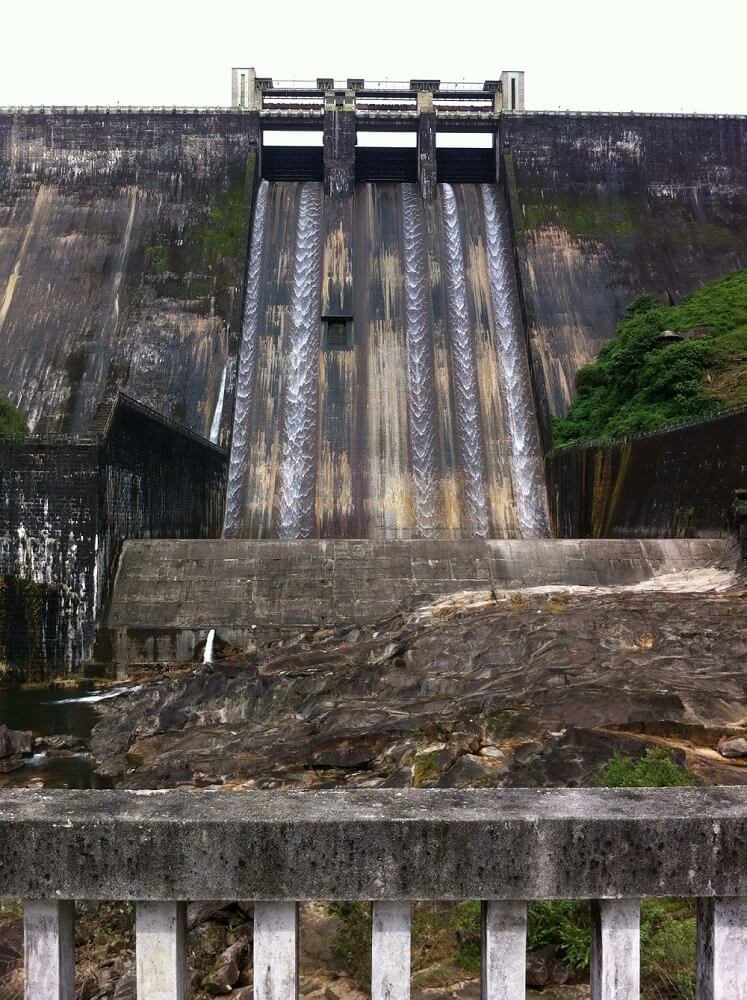 Sholayar Dam