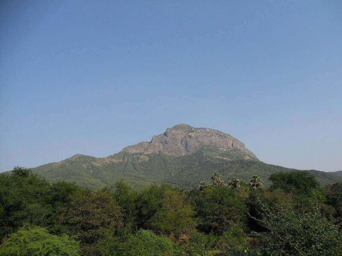 Plan a Girnar Parikrama this Season - Check the Best Girnar Hotels and Places to Visit