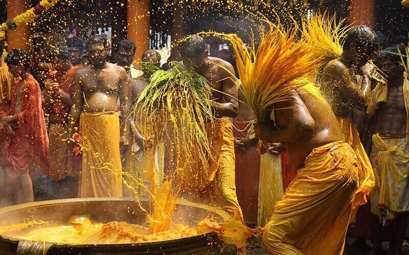 Manjal-Kuli-in-Kerala