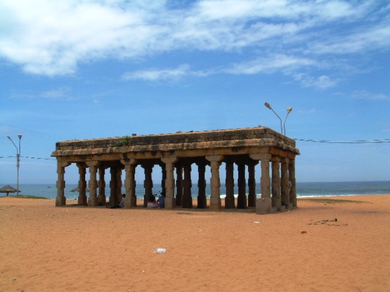 Shanghumukham Beach