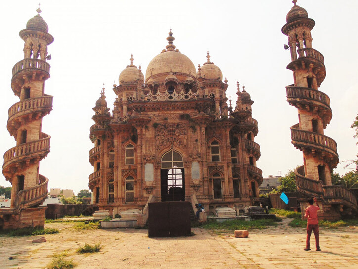 Mohabbat Maqbara