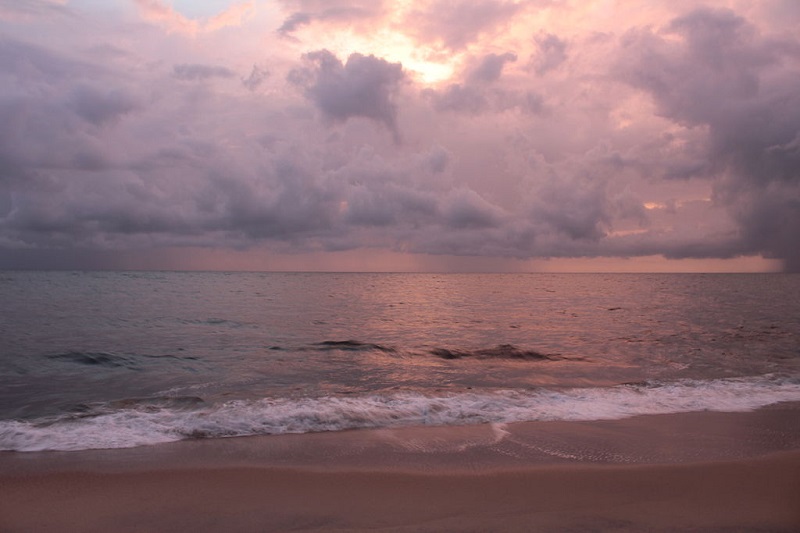 Dahanu-Bordi Beach