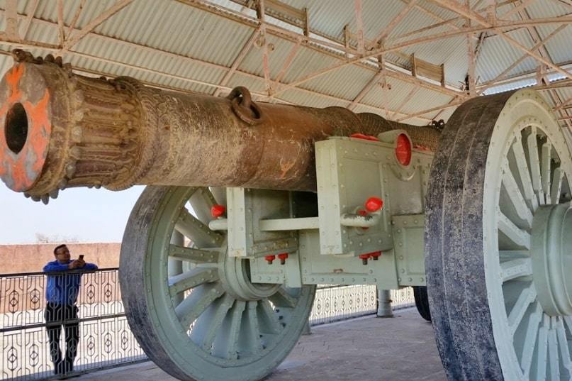 Jaigarh Fort