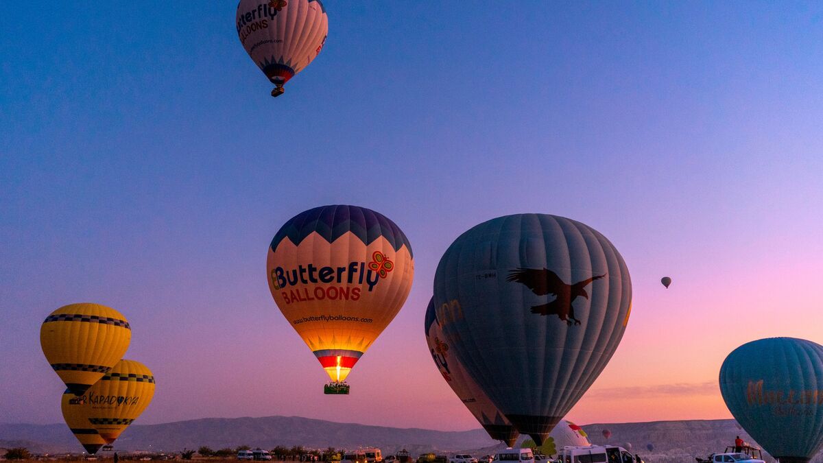 Kashi Balloon and Boat Festival