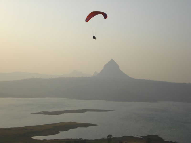 Solo Paragliding