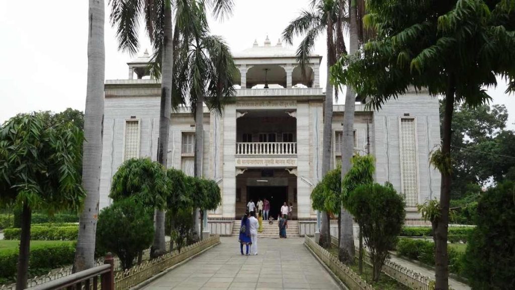 Tulsi Manasa Temple