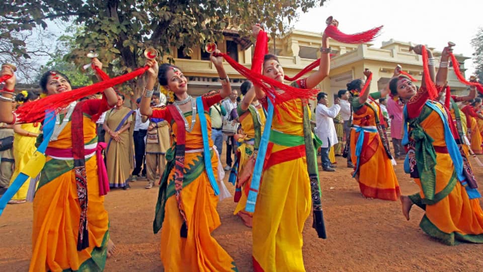 Basant Utsav in Shantiniketan