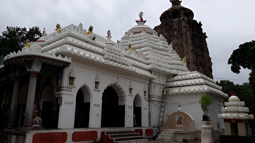 Sakshi Gopal Temple