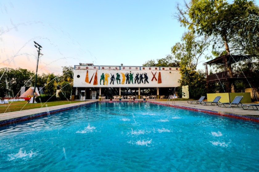 Whistling Meadows Resorts